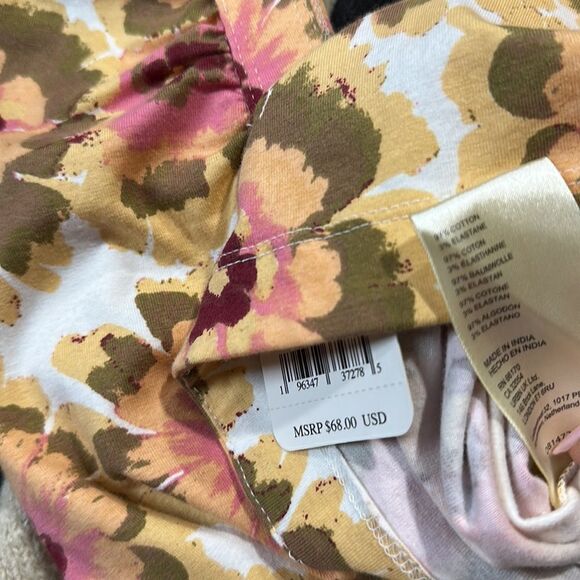 FREE People Movement Give Me More Top Criss Cross Back Spring Summer Top Lg NWT - Picture 15 of 15